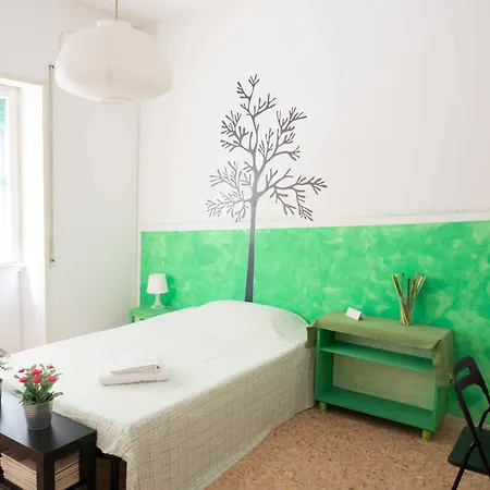 Guest house Next Stop Roma Affittacamere Casilino 3*