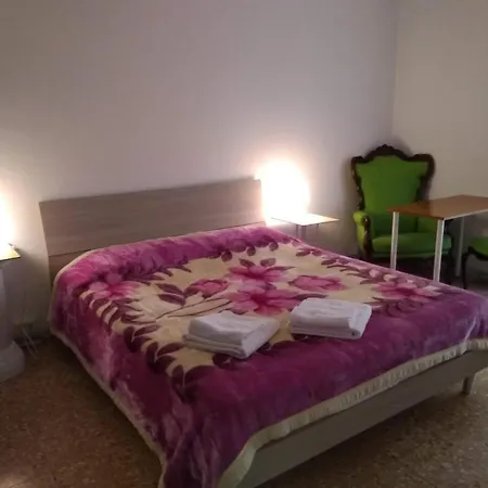 Next Stop Roma Affittacamere Casilino Guest house 3*